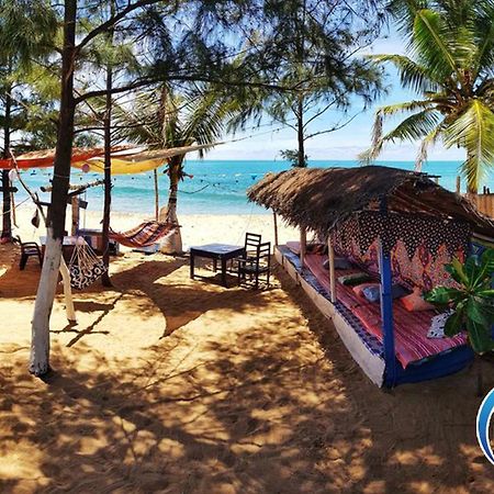 Beach Wave Hotel アルガムベイ エクステリア 写真