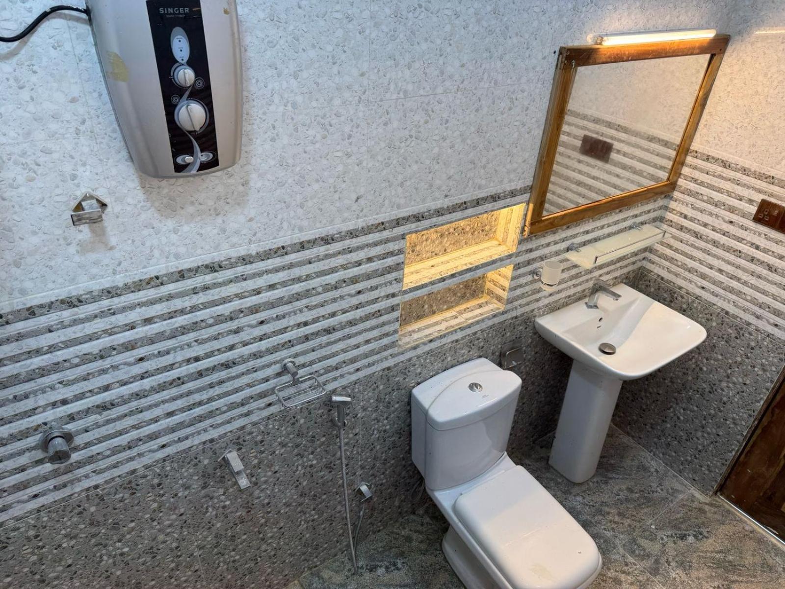 Beach Wave Hotel アルガムベイ エクステリア 写真